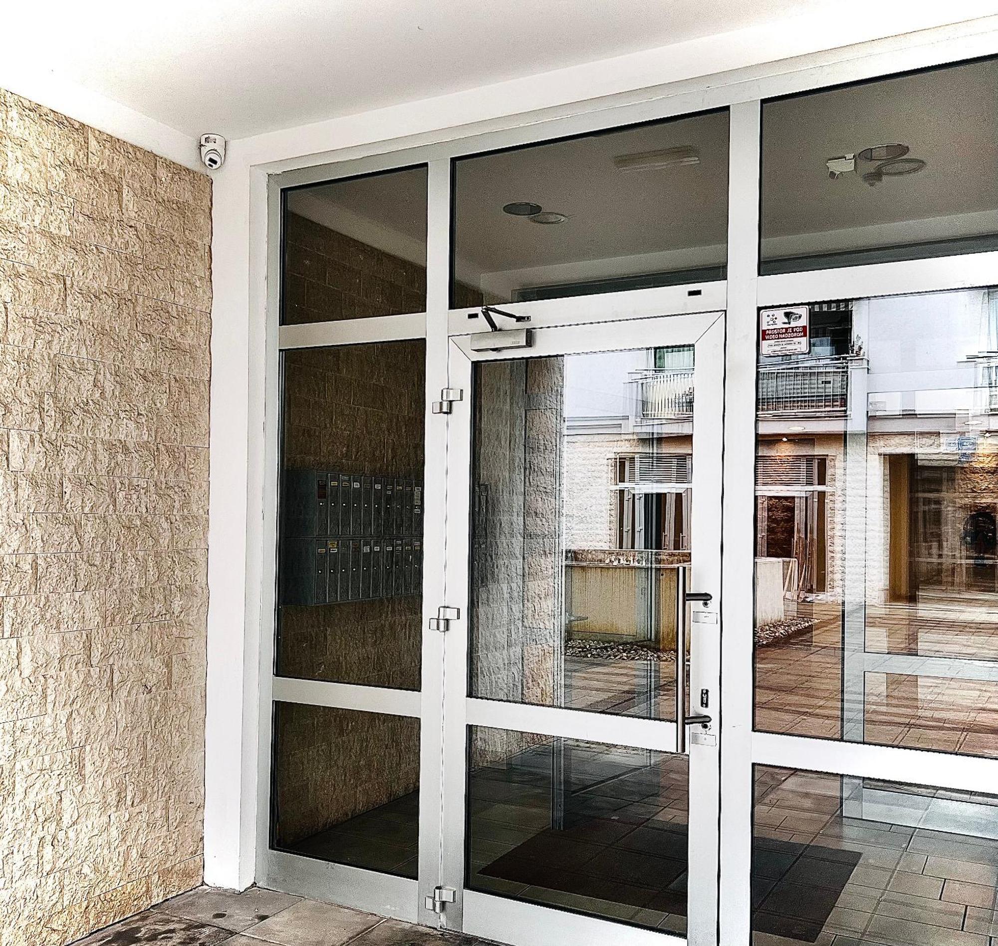Apartment Linne Rijeka Eksteriør billede